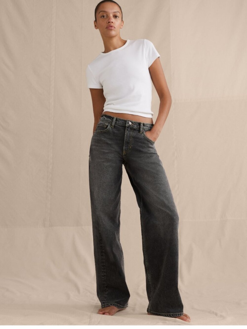 Banana Republic mid rise 90s relaxed jeans